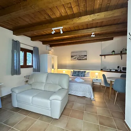 Office Della Castellina