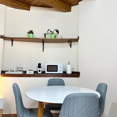 Apartment Office Della Castellina - Parcheggio Privato Monticchio (L'Aquila)