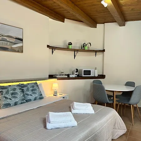 Office Della Castellina - Parcheggio Privato * Monticchio
