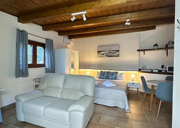 Office Della Castellina - Parcheggio Privato