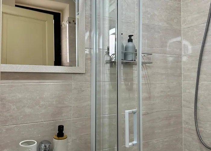 Office Della Castellina